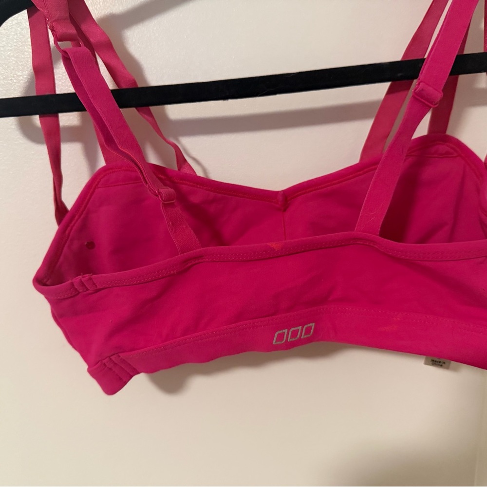 Lorna Jane Strappy Sports Bra – Pink (S) - Picture 3 of 5